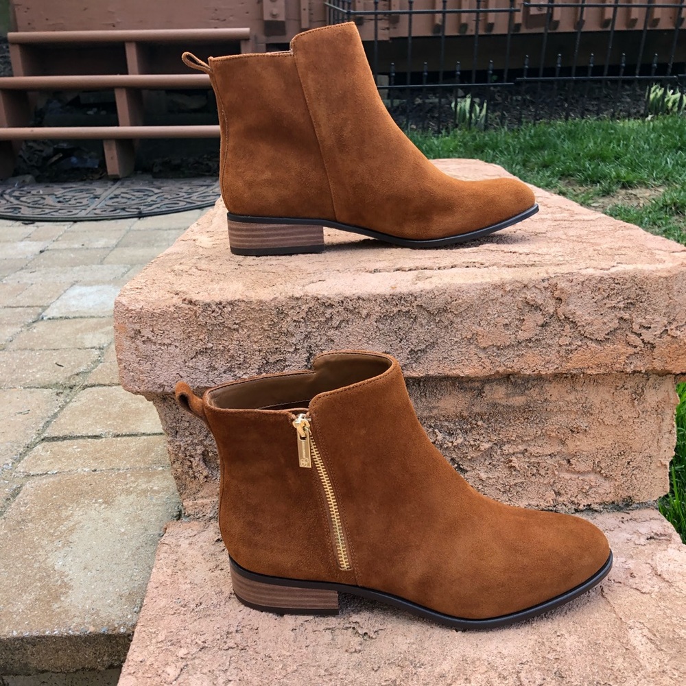 Jessica Simpson Kesaria Ankle Booties Size 10